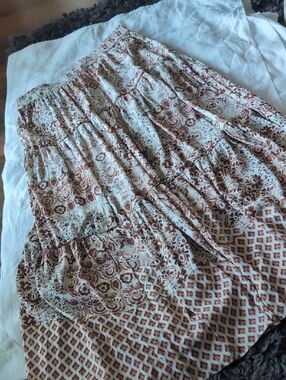 cupcakes & cashmere Cream and Rust Floral Tiered Maxi Skirt